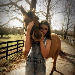 Meet your Posher, Addy